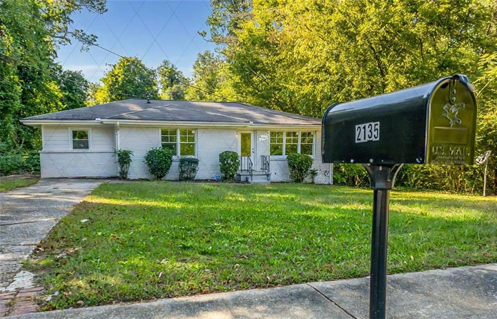 2135 Niskey Lake Road, Atlanta, Georgia image 1
