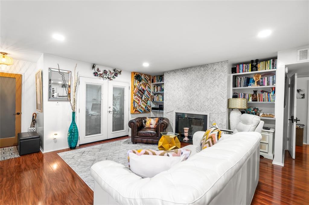 401 Smokerise Circle SE