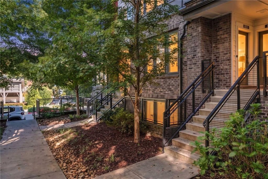 395 Pratt Drive SE 803