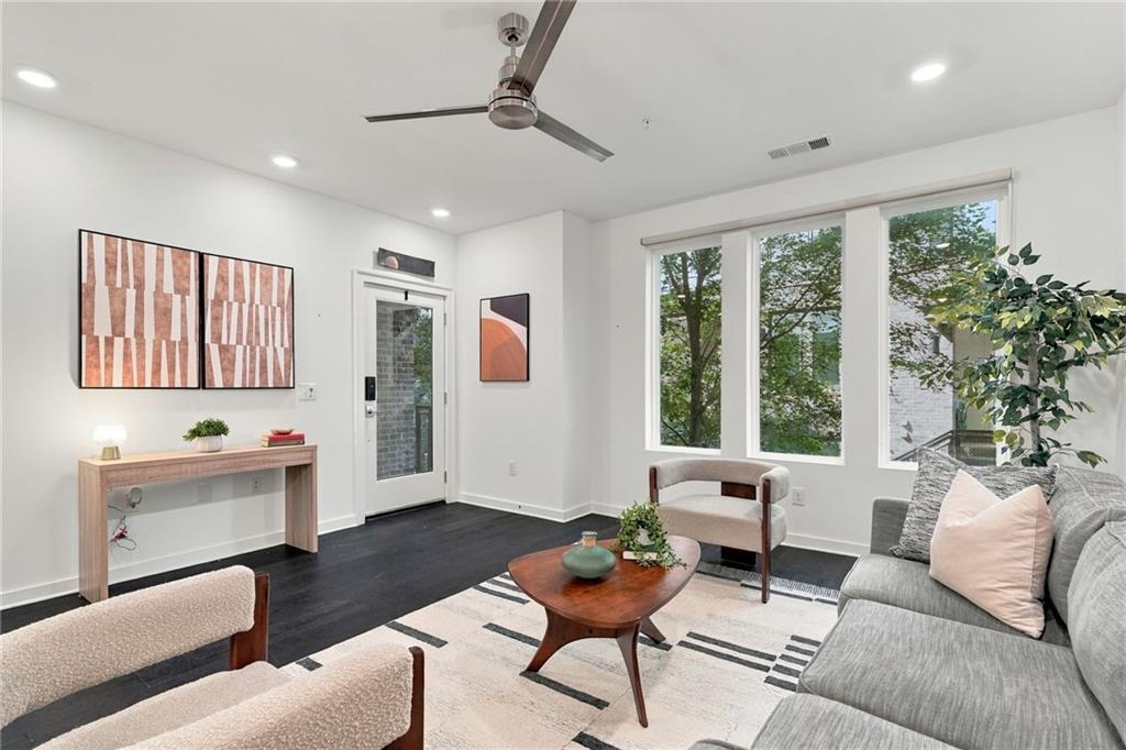 395 Pratt Drive SE 803