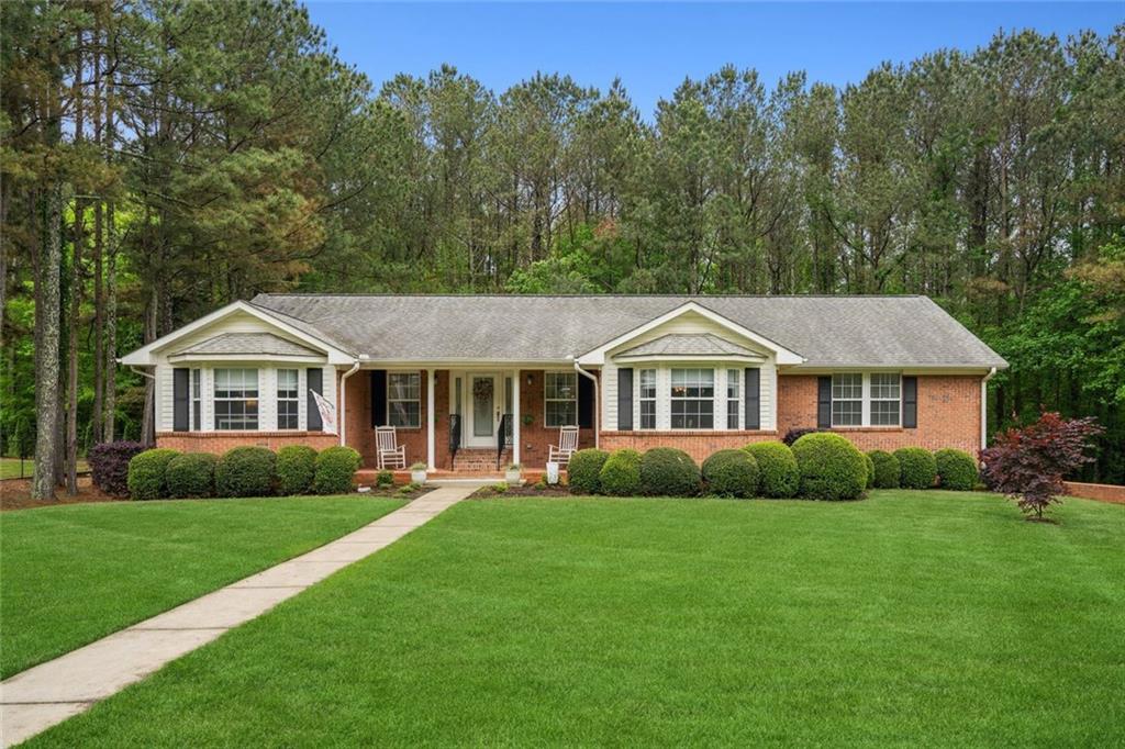 208 Meadows Court, Dawsonville, Georgia image 1