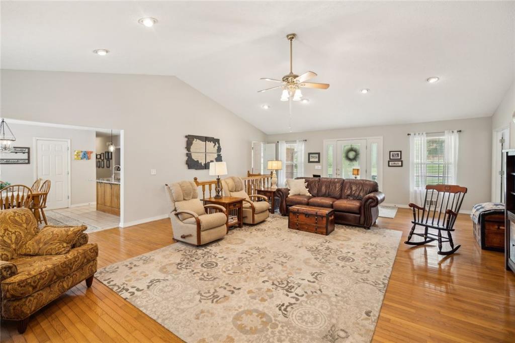 208 Meadows Court, Dawsonville, Georgia image 6