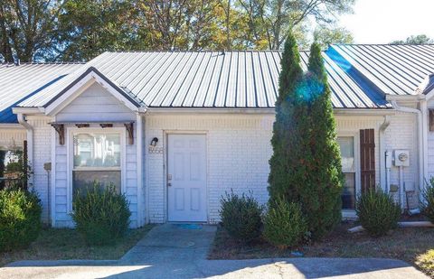 Townhouse For Sale - 8658 Ashley Way<br/> Douglas County, Douglasville, GA 30134