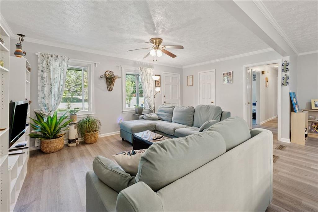 512 Plantation Boulevard, Lawrenceville, Georgia image 13