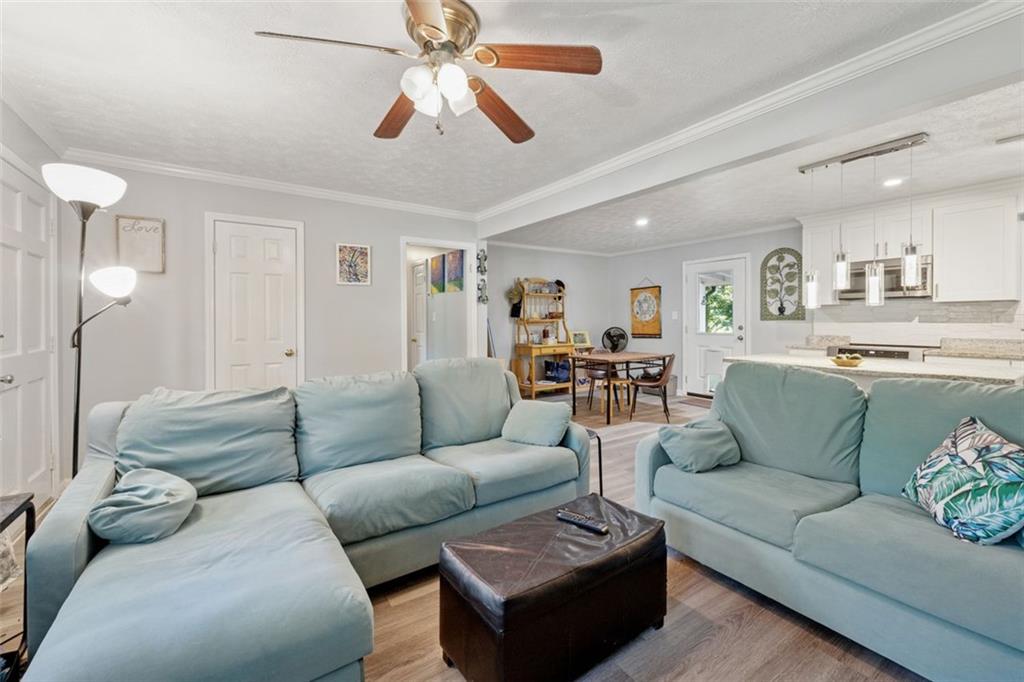 512 Plantation Boulevard, Lawrenceville, Georgia image 11