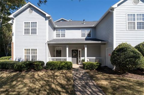 Photo of 1303 Vinings Forest Lane SE, Smyrna, GA 30080 (MLS # 7671267)