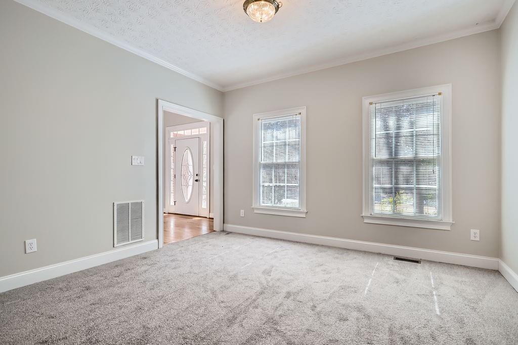 100 Hamilton Glen Court