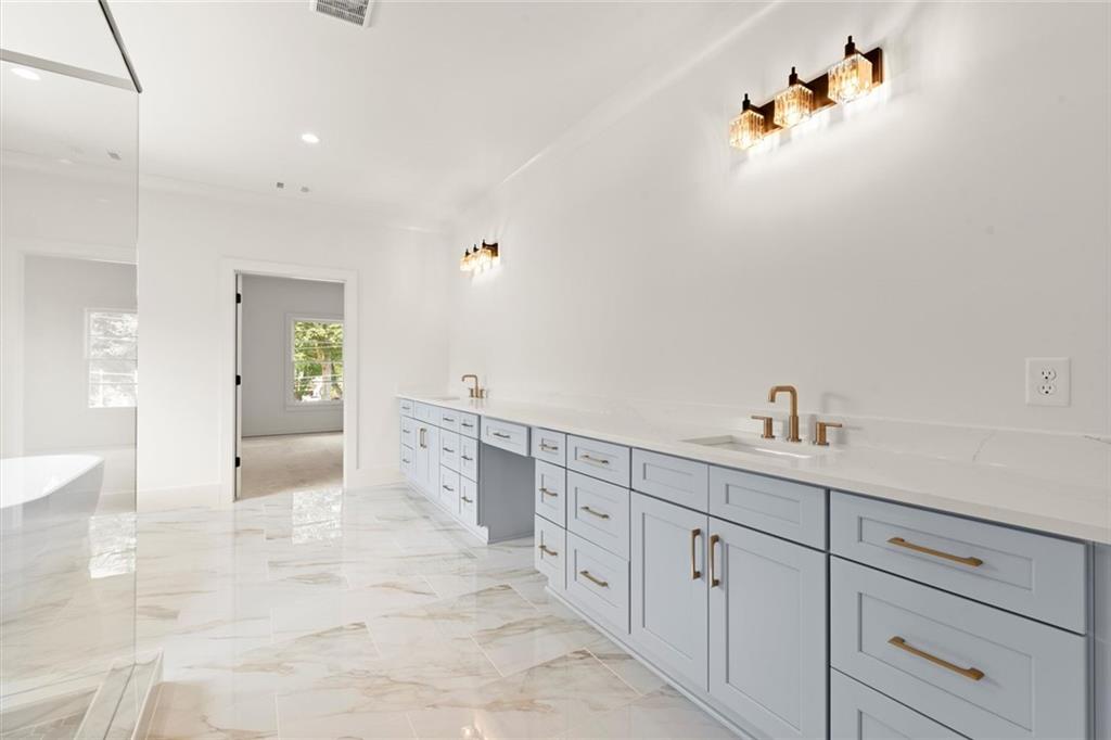 VESTAVIA ESTATES - Residential