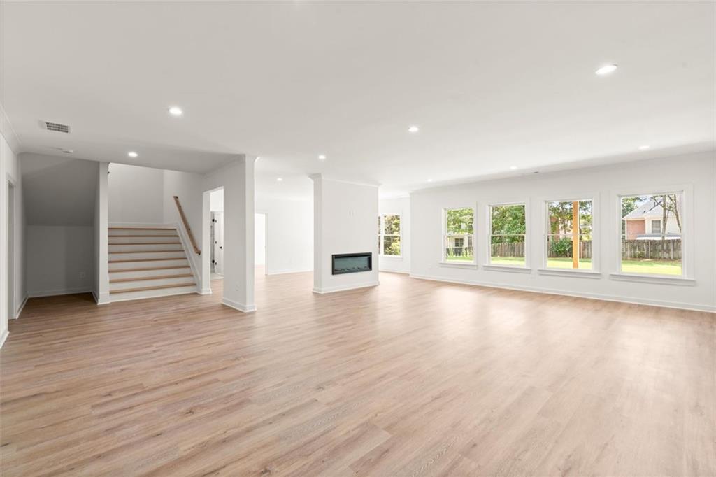 VESTAVIA ESTATES - Residential