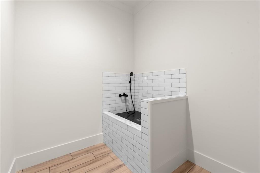 VESTAVIA ESTATES - Residential