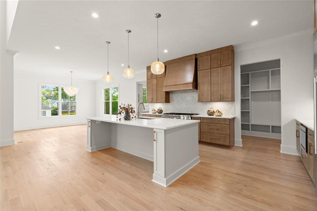 VESTAVIA ESTATES - Residential
