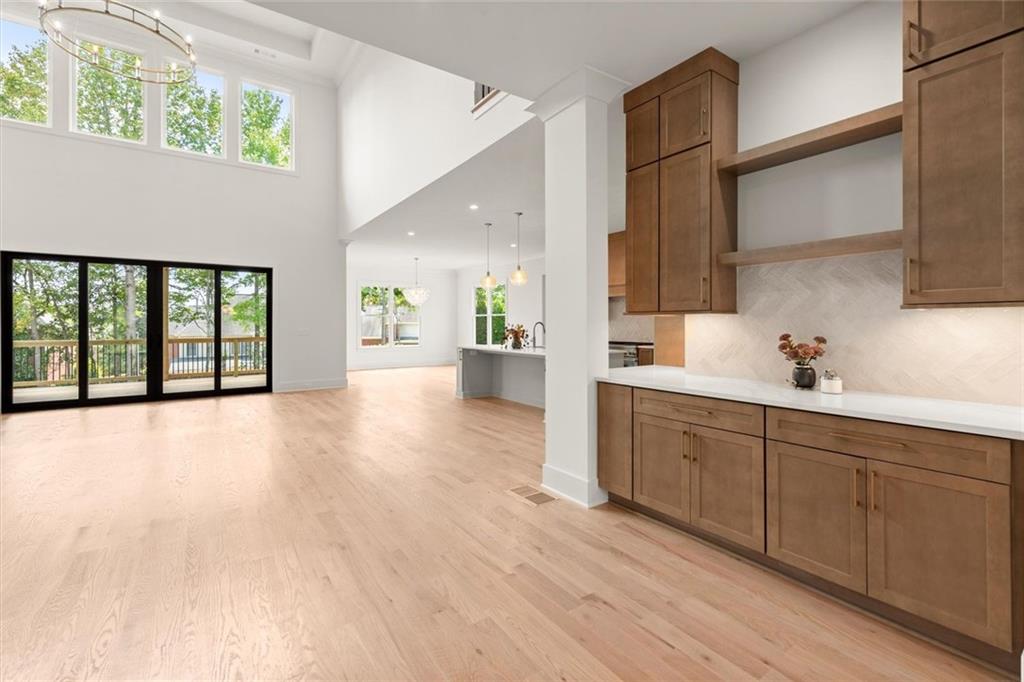 VESTAVIA ESTATES - Residential