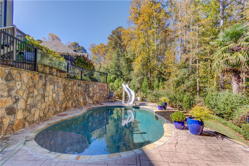 LAKE ASTORIA - Residential