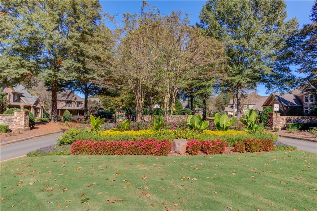 LAKE ASTORIA - Residential