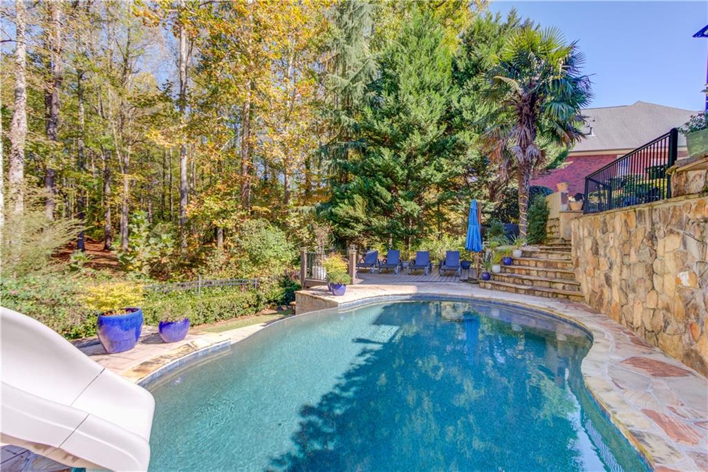 LAKE ASTORIA - Residential