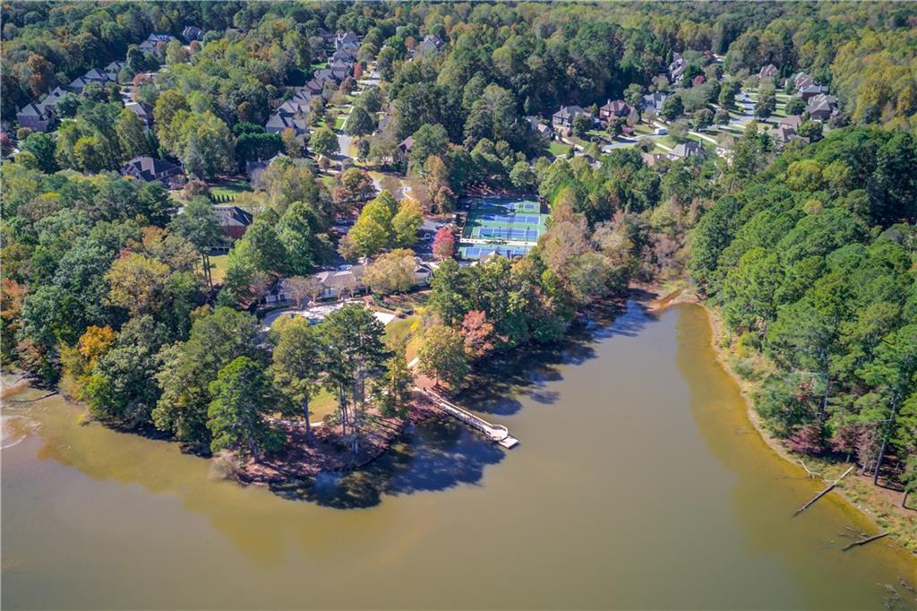 LAKE ASTORIA - Residential