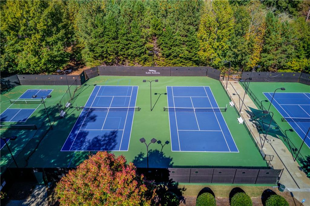 LAKE ASTORIA - Residential