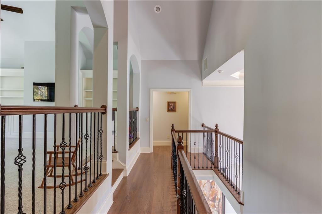 LAKE ASTORIA - Residential