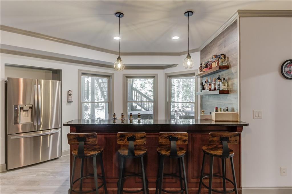 LAKE ASTORIA - Residential