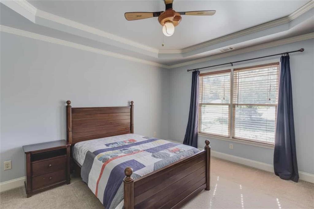 LAKE ASTORIA - Residential