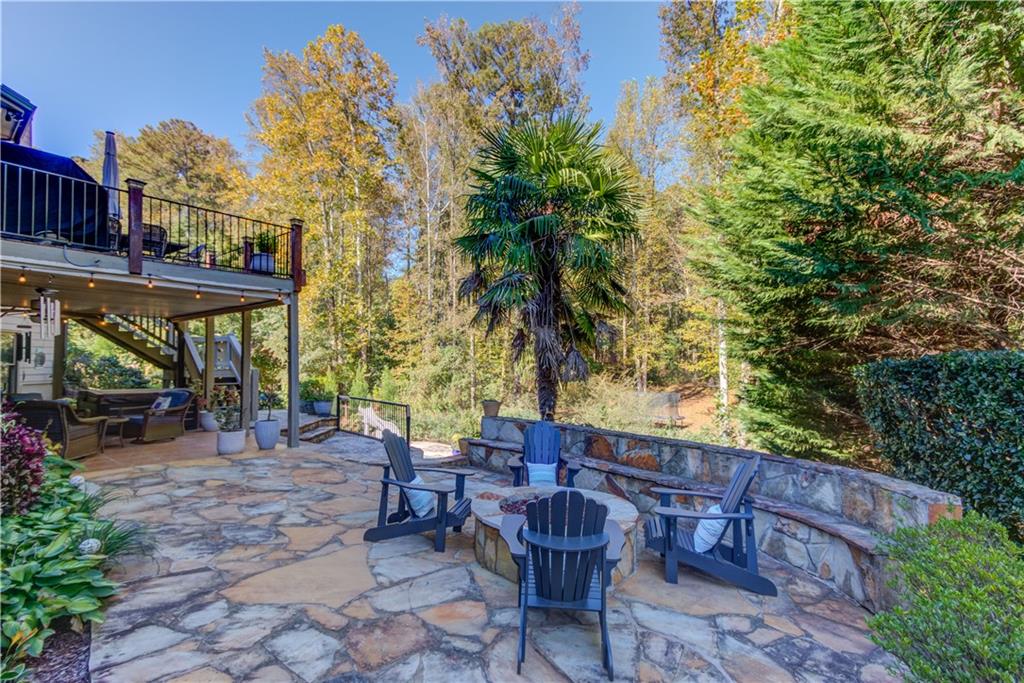 LAKE ASTORIA - Residential