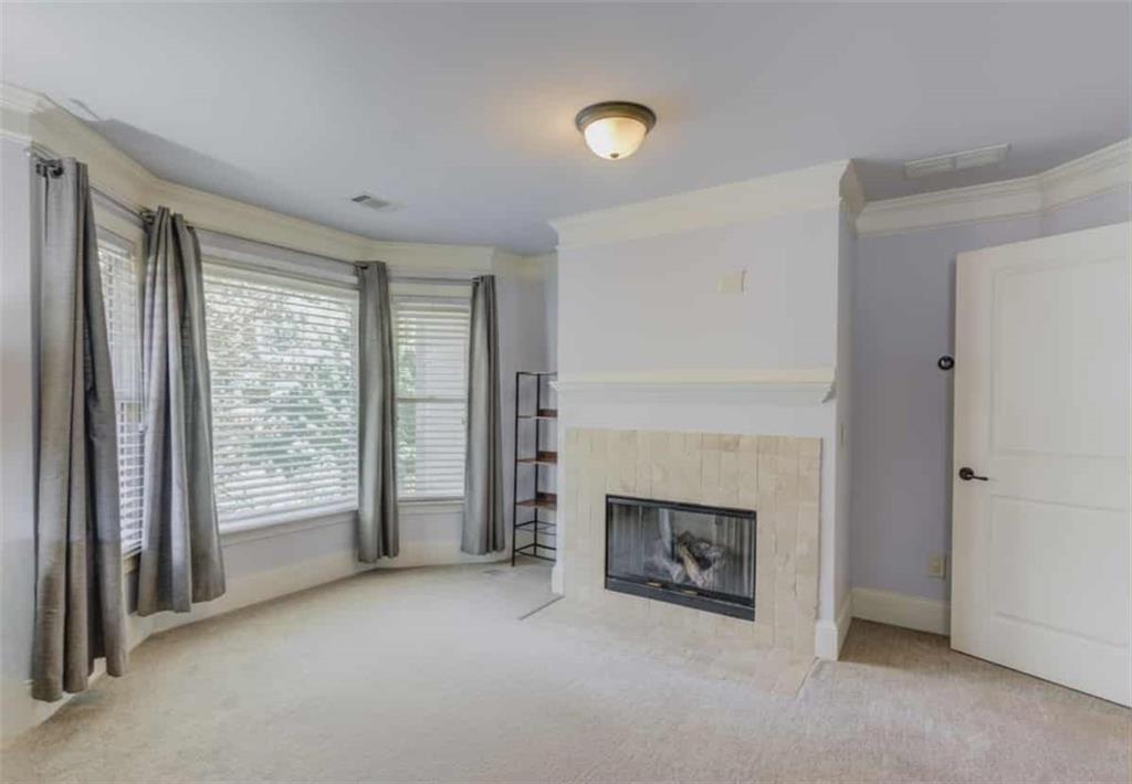 LAKE ASTORIA - Residential