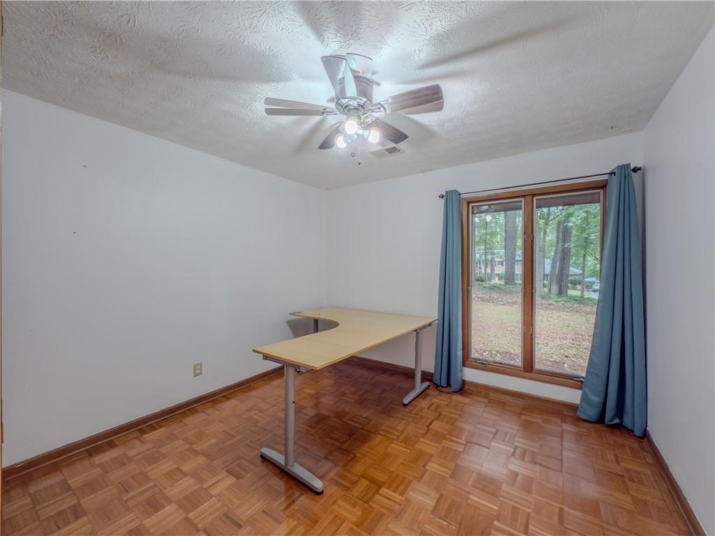 3835 Shawnee Run, Lilburn, Georgia image 17