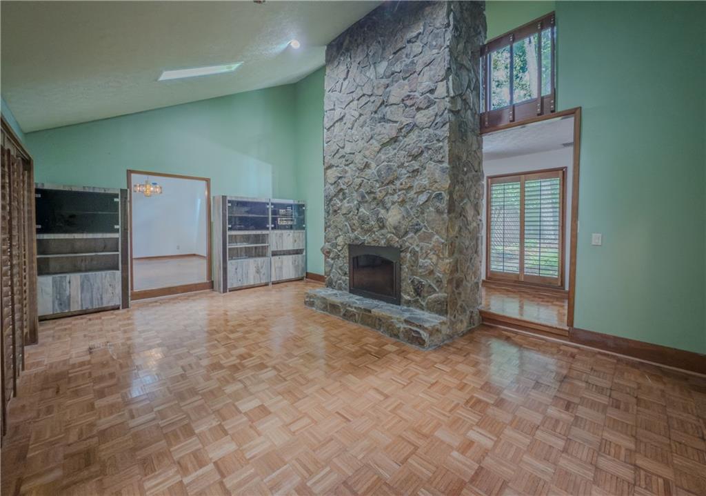 3835 Shawnee Run, Lilburn, Georgia image 4