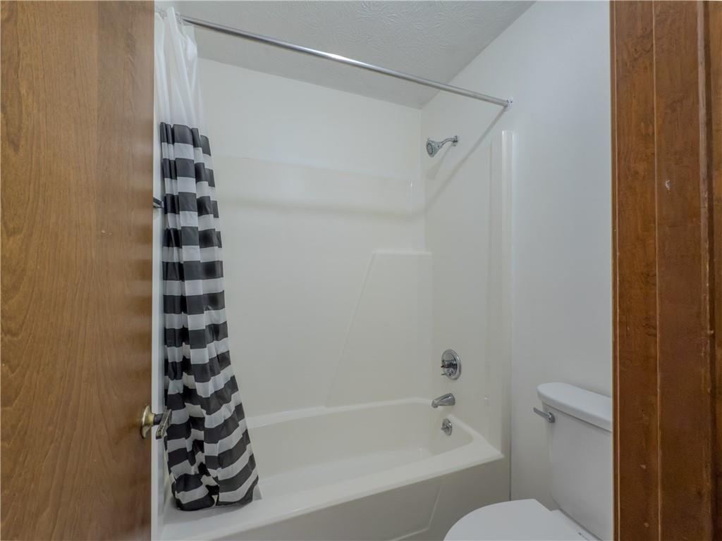 3835 Shawnee Run, Lilburn, Georgia image 31