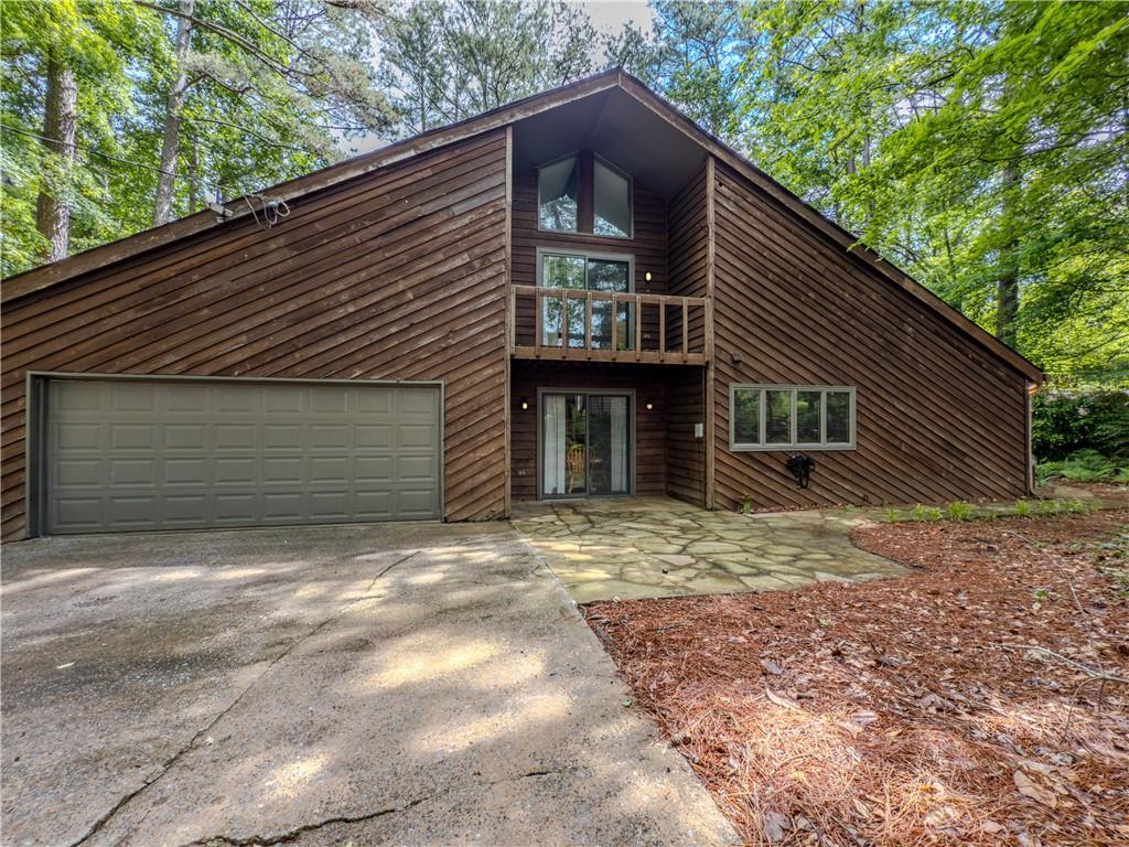 3835 Shawnee Run, Lilburn, Georgia image 2