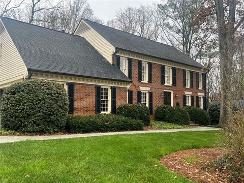 1172 Redfield Ridge Atlanta GA 30338