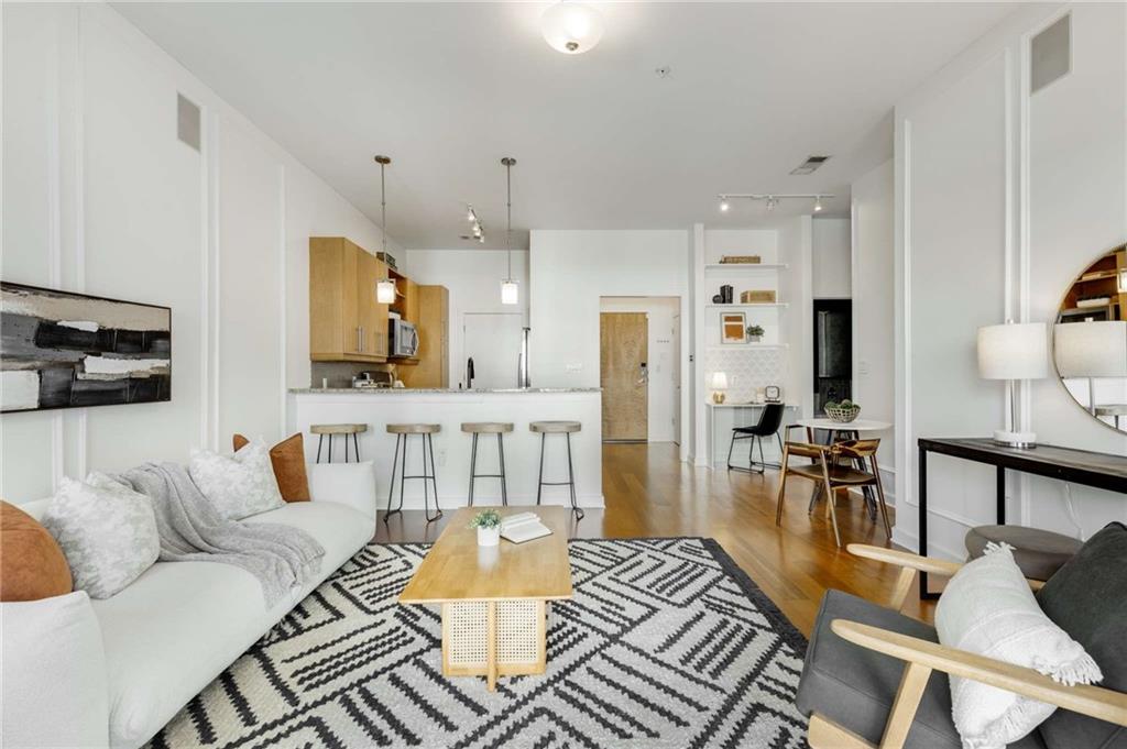 870 Inman Village Parkway NE 305