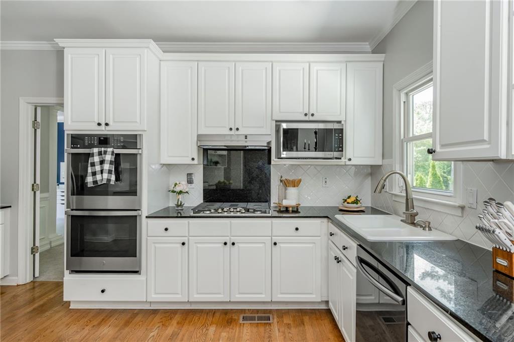 725 Eider Down Court, Alpharetta, Georgia image 18