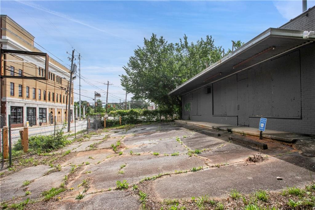 638 Dill Avenue SW