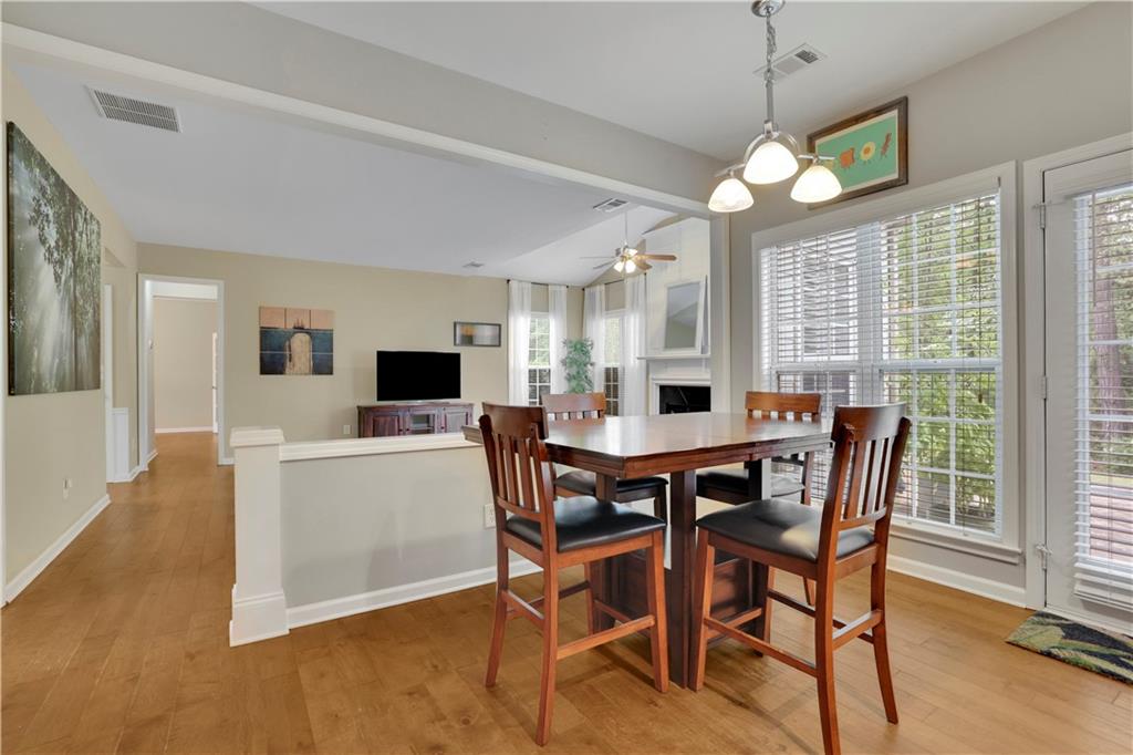 302 Wickley Way, Woodstock, Georgia image 17