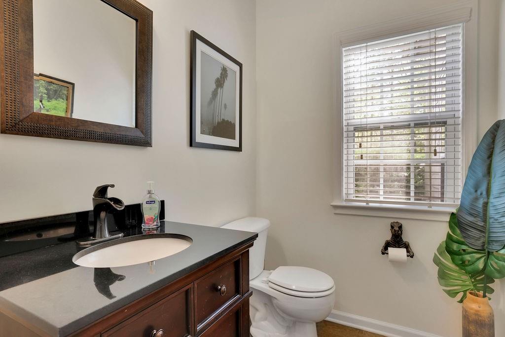 302 Wickley Way, Woodstock, Georgia image 12