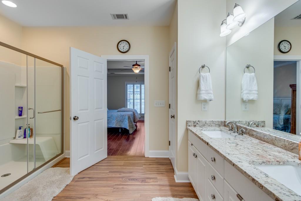 909 Brenau Point Drive, Gainesville, Georgia image 33