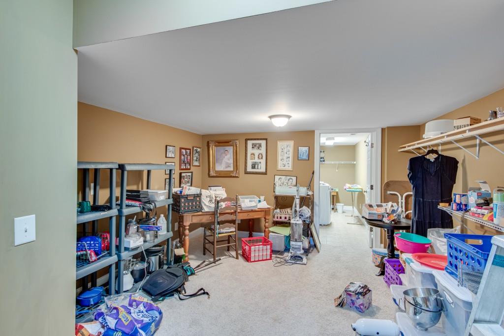 909 Brenau Point Drive, Gainesville, Georgia image 46