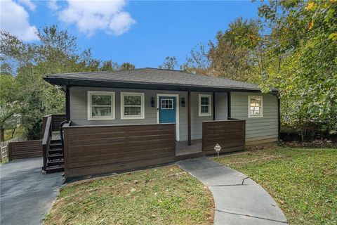 1592 Ferno Drive NW Atlanta GA 30318