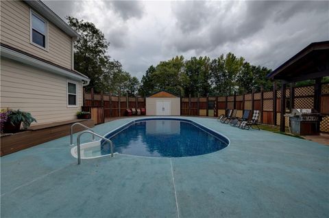 A home in Powder Springs