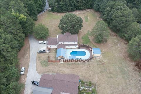 A home in Powder Springs