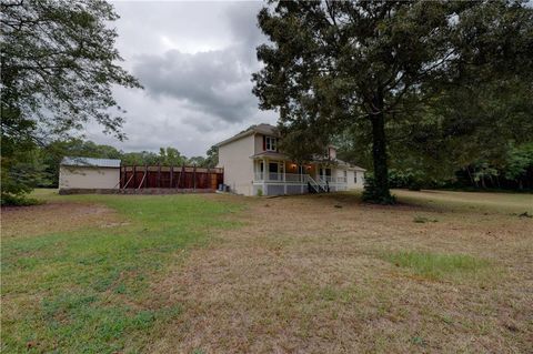 A home in Powder Springs