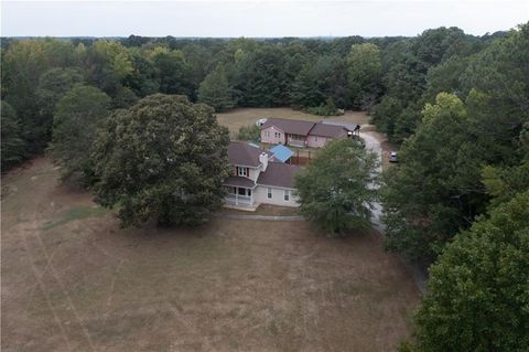 A home in Powder Springs