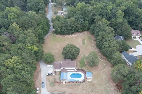 A home in Powder Springs