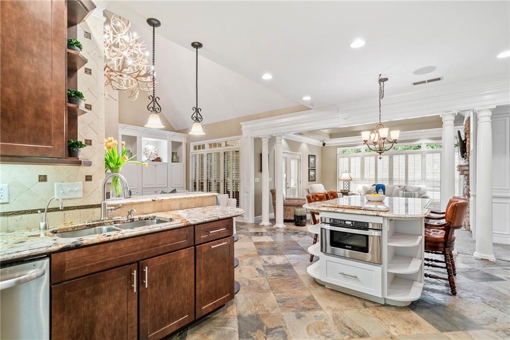 6730 Waterbury Way, Cumming, Georgia image 22