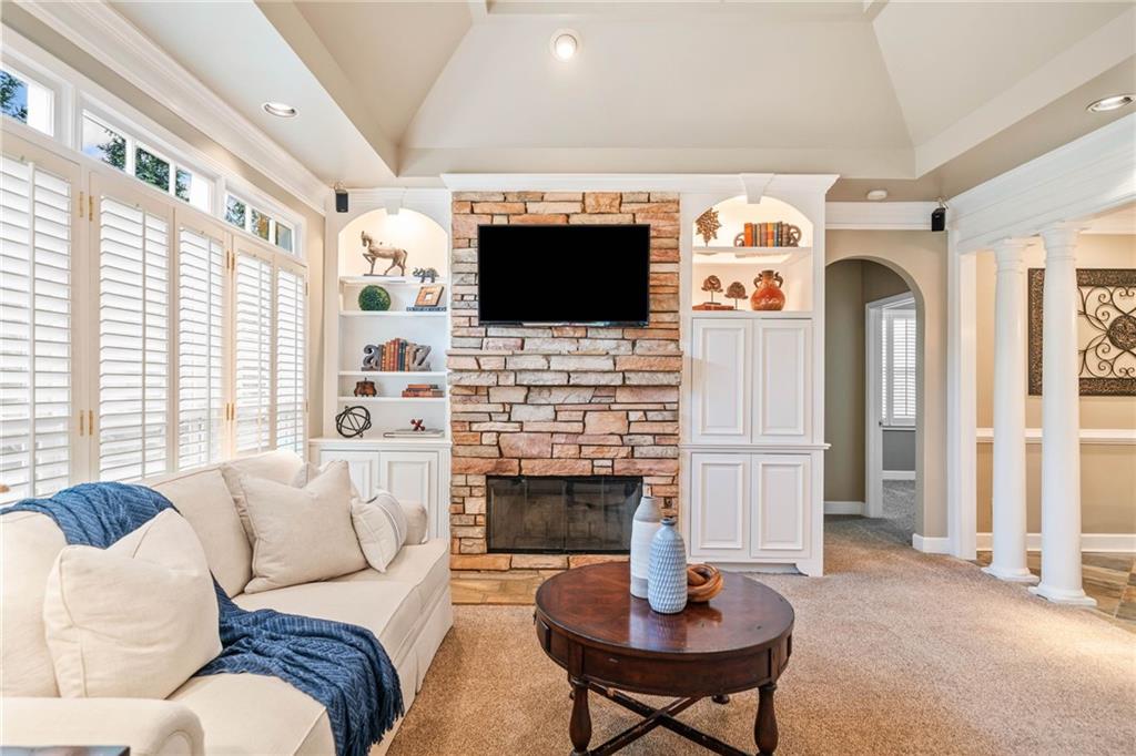 6730 Waterbury Way, Cumming, Georgia image 24