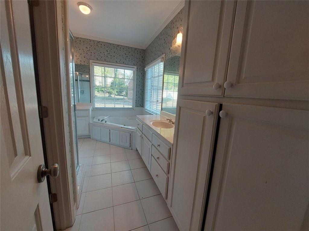 1272 Saxony Drive, Conyers, Georgia image 14