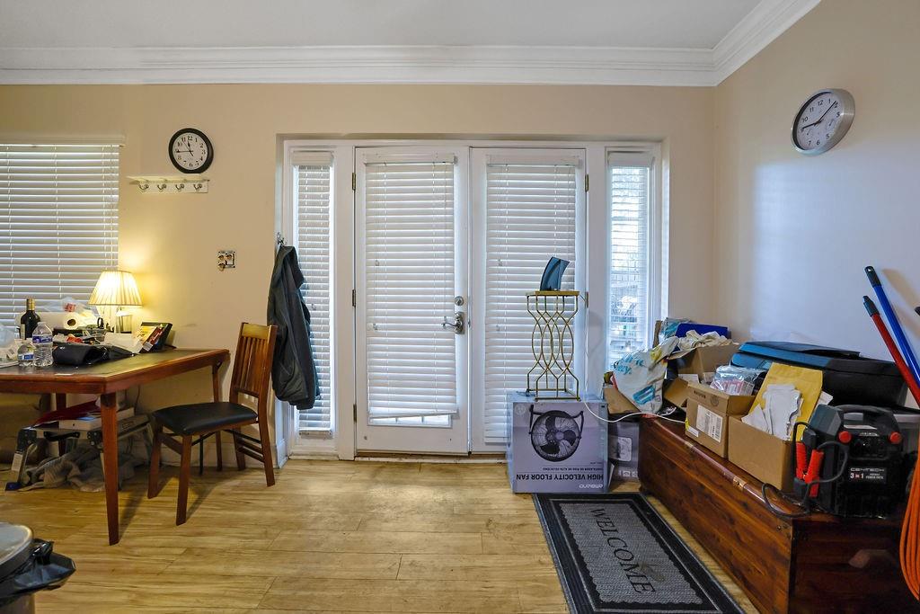 6980 Roswell Road B11