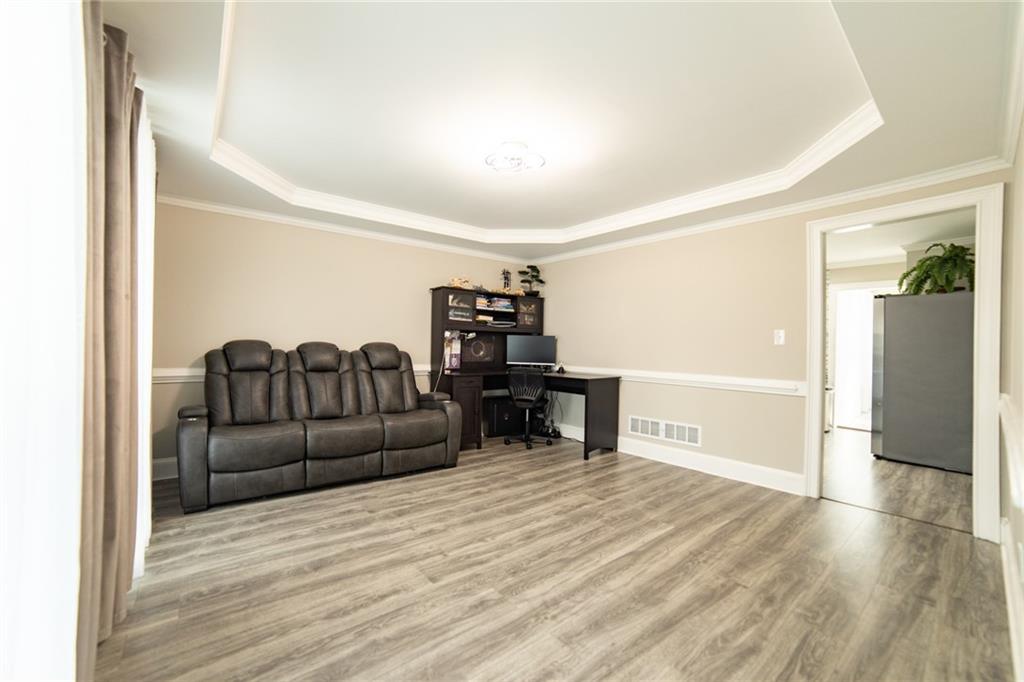 2157 Lake Ridge Terrace