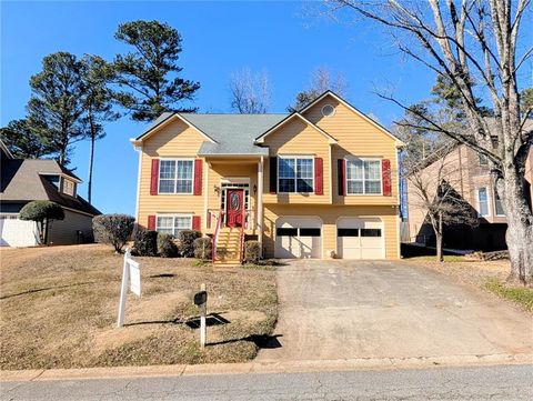 Homes For Sale - 332 Clarion Road<br/> Lawrenceville, GA 30043